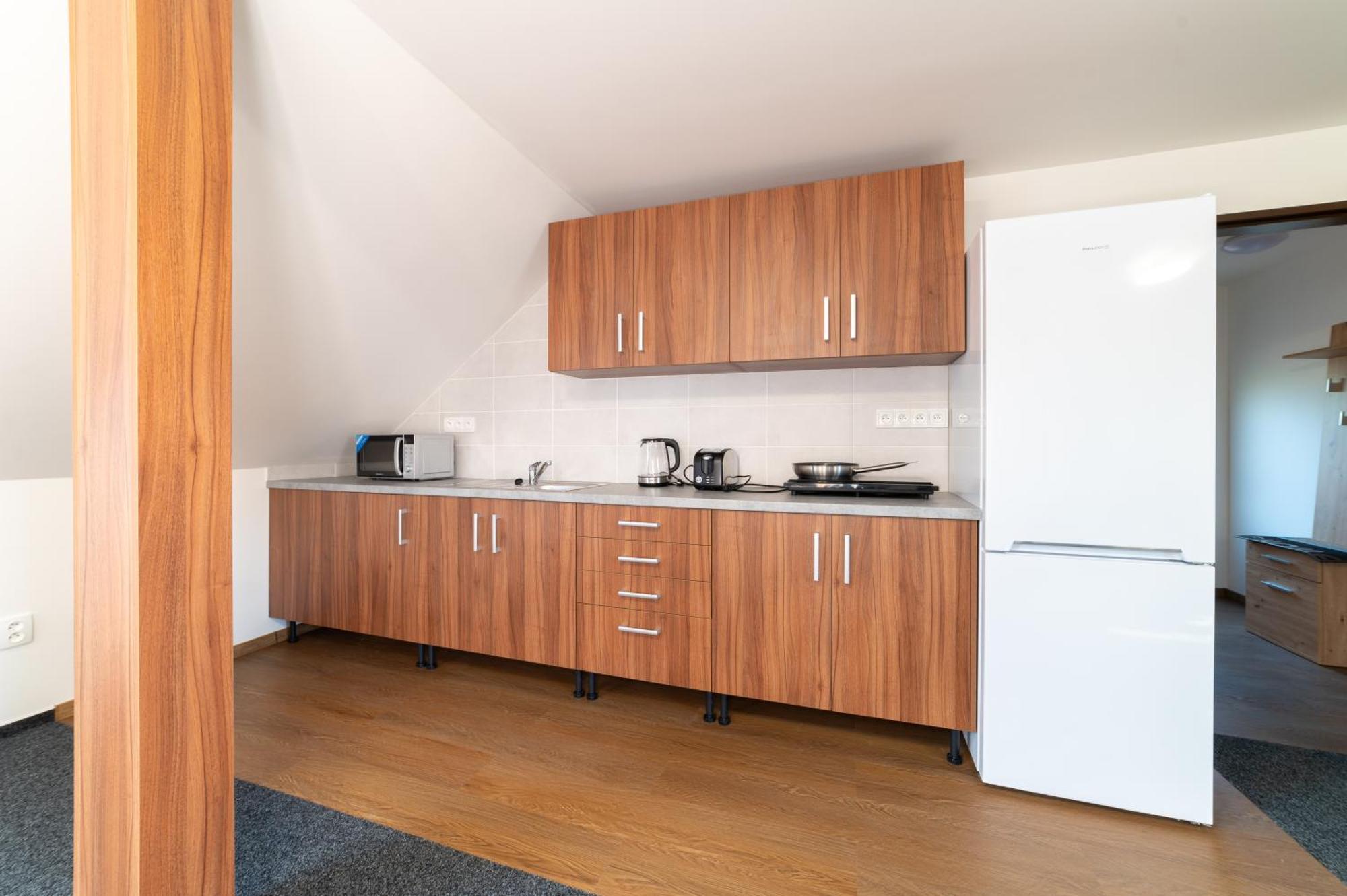 Hotel Cechuv Dvur Louka  Zewnętrze zdjęcie